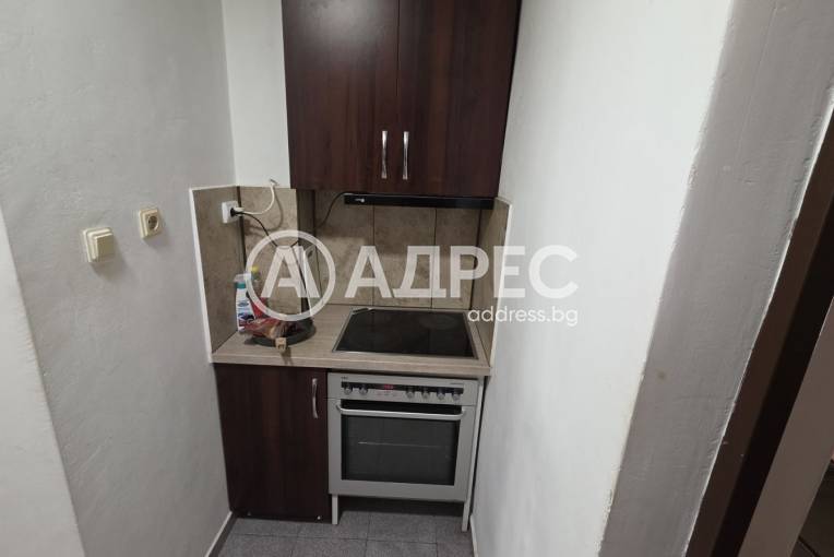 Етаж от къща, Плевен, ВМИ, 686697, Снимка 5