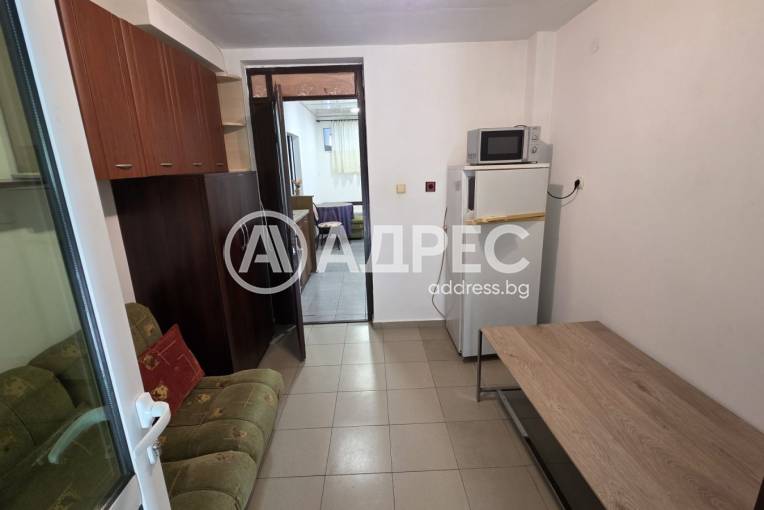 Етаж от къща, Плевен, ВМИ, 686697, Снимка 6