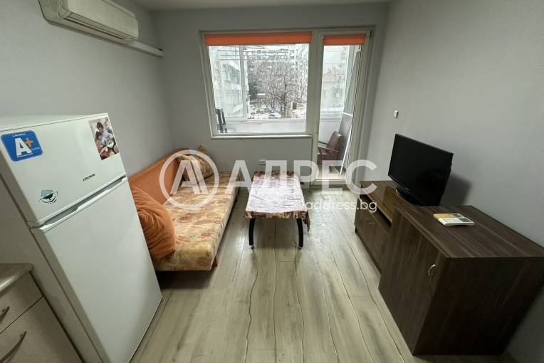 Двустаен апартамент, Варна, Зимно кино Тракия, 690698, Снимка 2