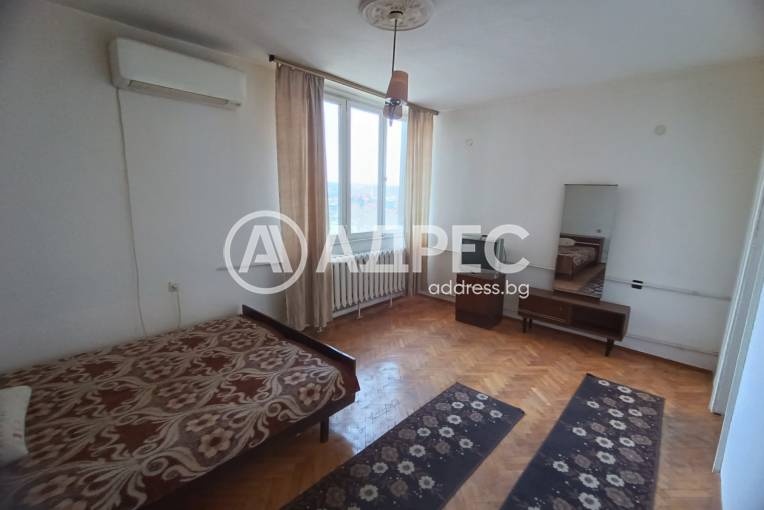 Двустаен апартамент, Разград, Васил Левски, 679699, Снимка 1