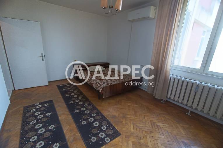 Двустаен апартамент, Разград, Васил Левски, 679699, Снимка 2