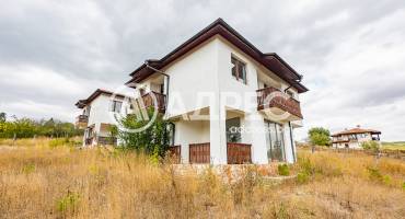 Къща/Вила, Църква, 664701, Снимка 1