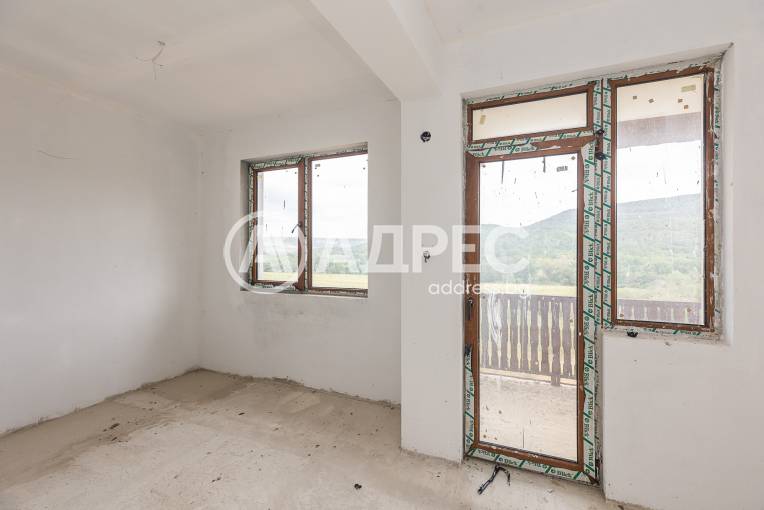 Къща/Вила, Църква, 664701, Снимка 3