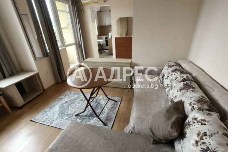 Едностаен апартамент, Варна, Колхозен пазар, 683701, Снимка 1