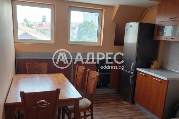 Двустаен апартамент, Пловдив, Кършияка, 695702, Снимка 1