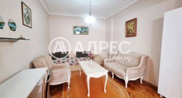 Двустаен апартамент, Варна, Общината, 683703, Снимка 2