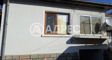 Къща/Вила, Севлиево, Широк център, 672704, Снимка 2