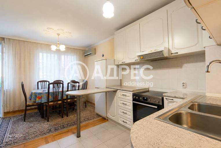 Многостаен апартамент, Русе, Широк център, 694704, Снимка 1