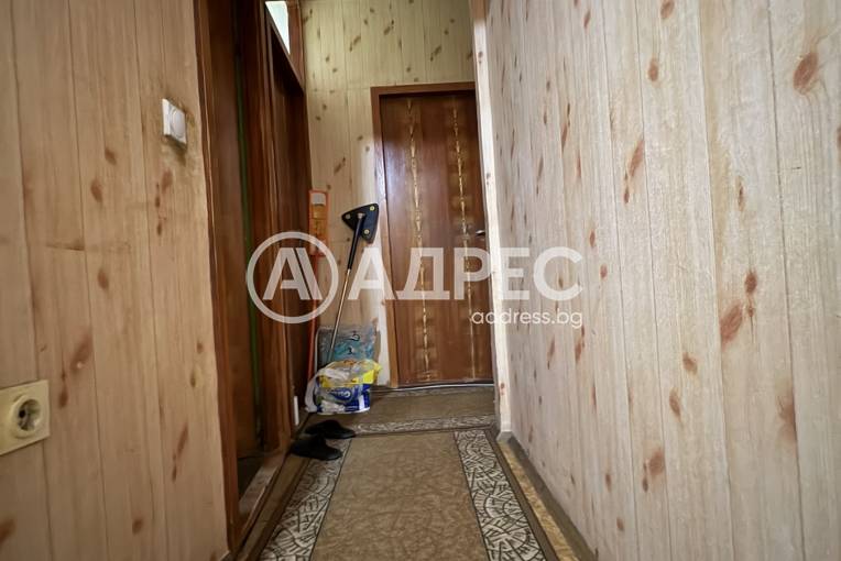 Двустаен апартамент, Нови пазар, 702704, Снимка 5