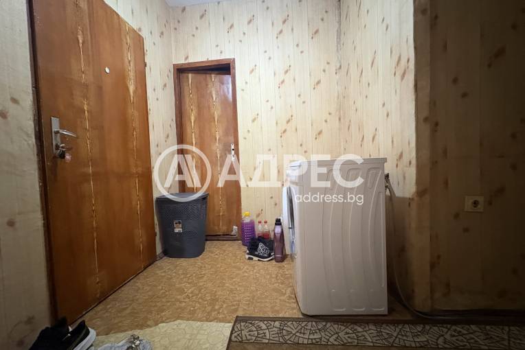 Двустаен апартамент, Нови пазар, 702704, Снимка 6