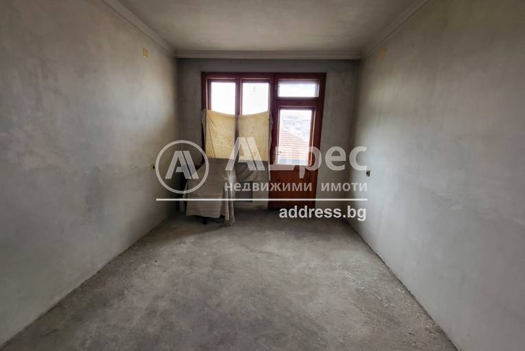 Етаж от къща, Пловдив, Христо Смирненски, 555706, Снимка 2