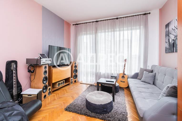 Многостаен апартамент, Варна, Чайка, 666706, Снимка 1