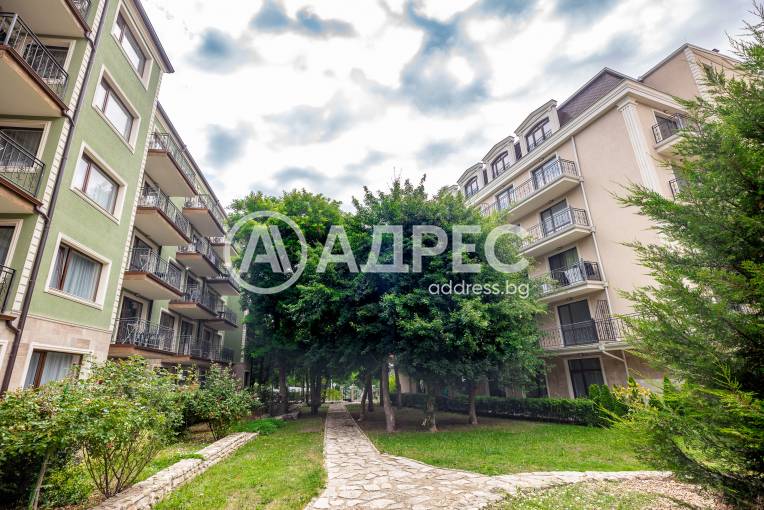 Тристаен апартамент, Варна, к.к. Св.Св. Константин и Елена, 700707, Снимка 2