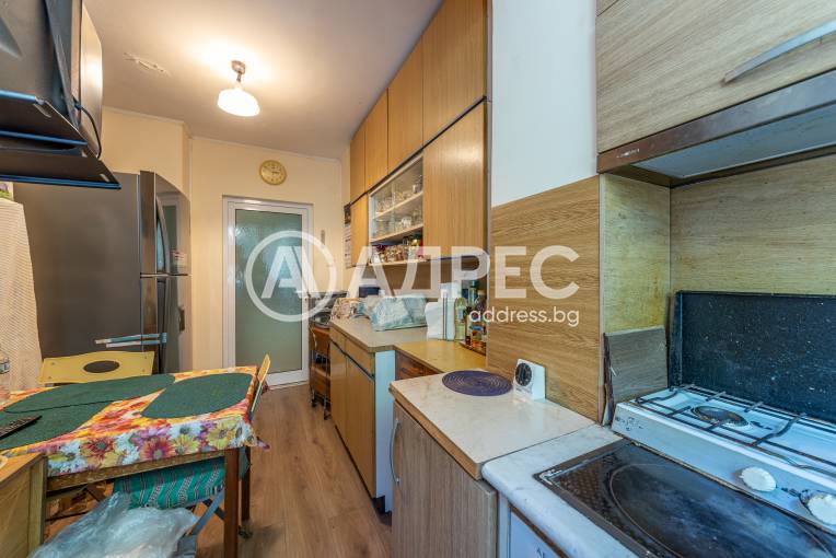 Тристаен апартамент, Варна, Лятно кино Тракия, 660709, Снимка 2