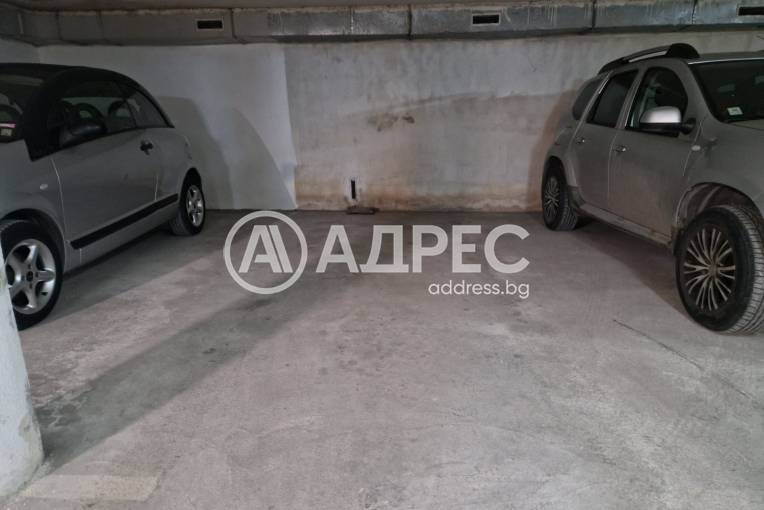 Паркомясто/Гаражна клетка, Варна, Зимно кино Тракия, 694709, Снимка 1