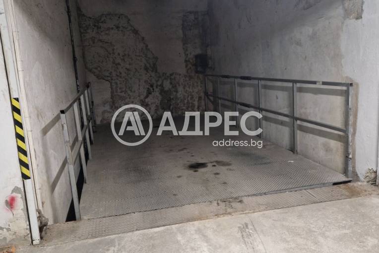 Паркомясто/Гаражна клетка, Варна, Зимно кино Тракия, 694709, Снимка 2