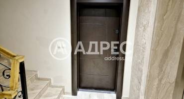 Тристаен апартамент, Варна, Общината, 677712, Снимка 16