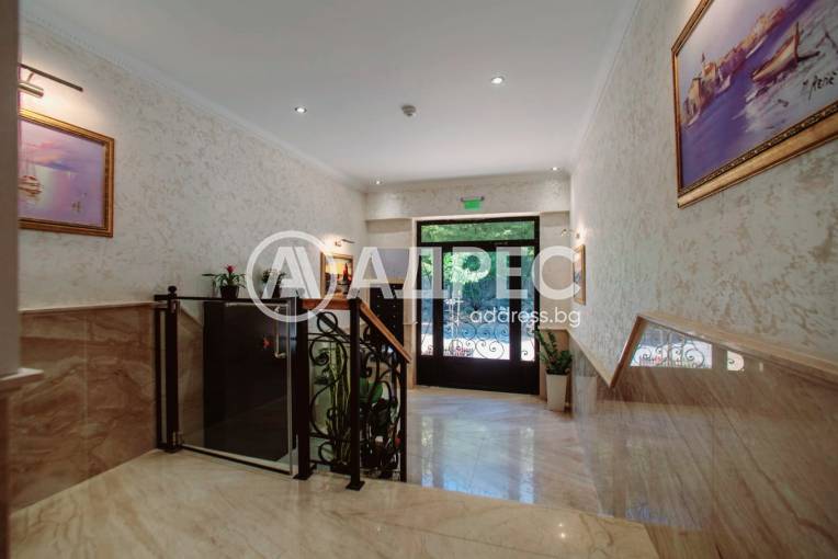 Тристаен апартамент, Варна, Общината, 677712, Снимка 12
