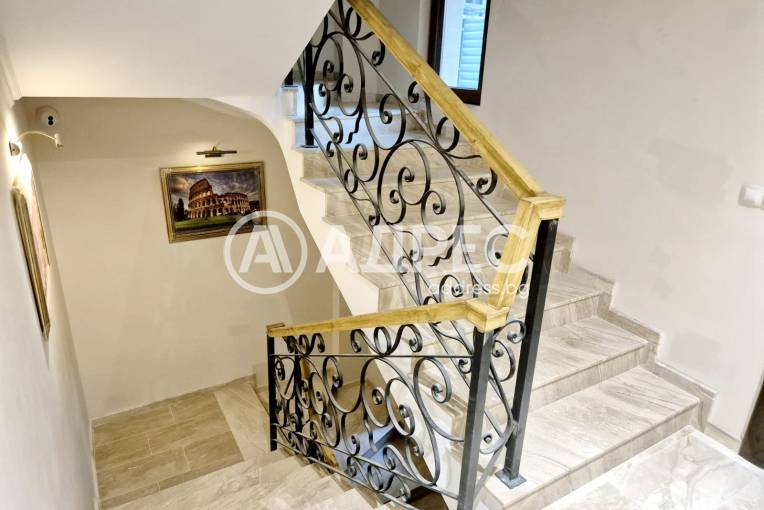 Тристаен апартамент, Варна, Общината, 677712, Снимка 15