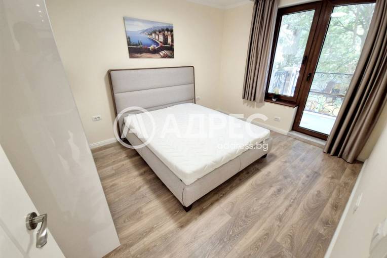 Тристаен апартамент, Варна, Общината, 677712, Снимка 2