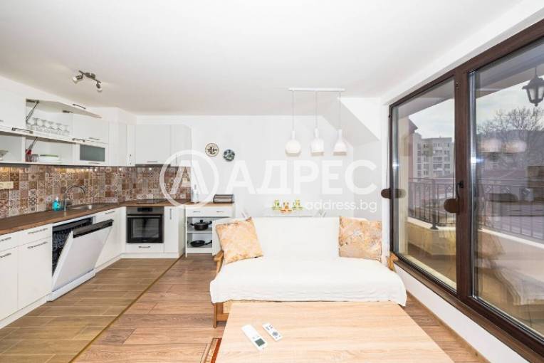 Тристаен апартамент, Пловдив, Център, 682712, Снимка 1