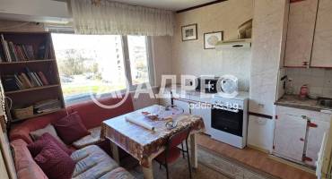 Тристаен апартамент, Велико Търново, Бузлуджа, 686715, Снимка 1