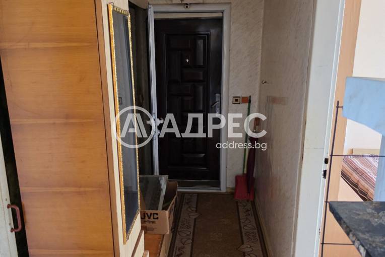 Тристаен апартамент, Велико Търново, Бузлуджа, 686715, Снимка 8