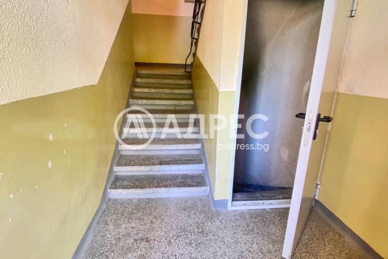Тристаен апартамент, Ямбол, Златен рог, 665717, Снимка 8