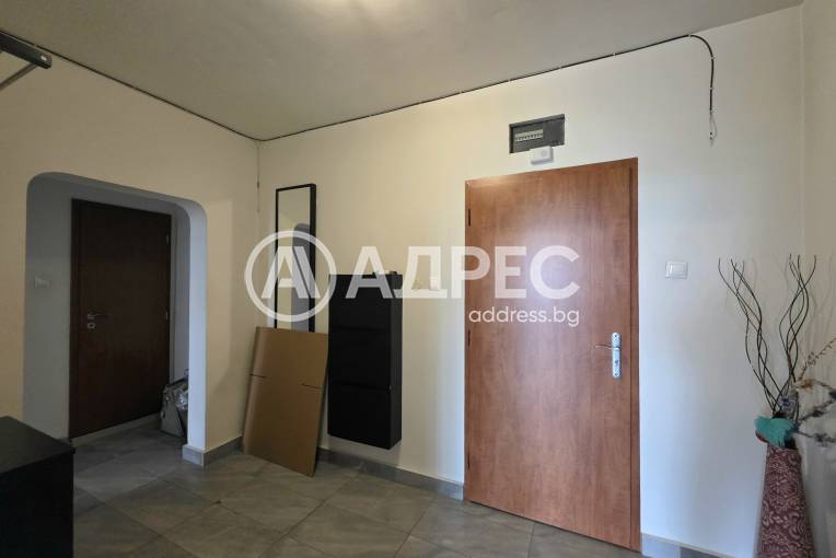 Тристаен апартамент, София, Лагера, 682717, Снимка 6
