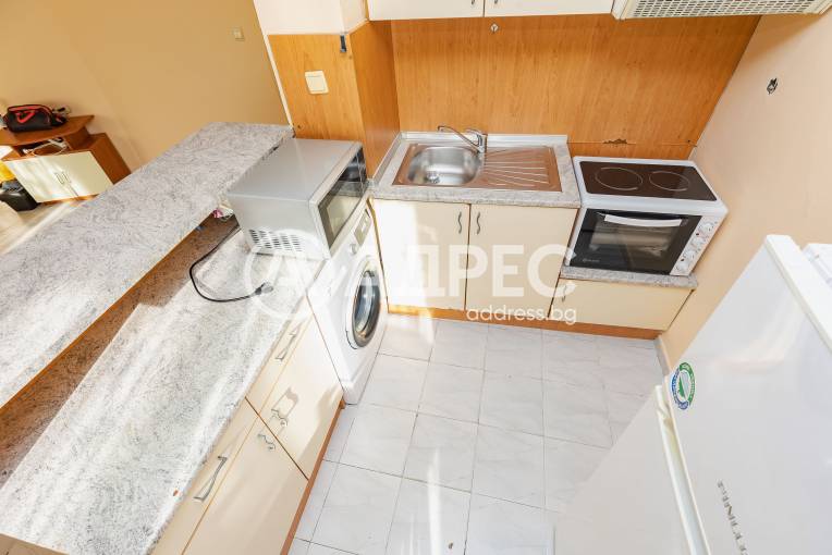 Двустаен апартамент, Варна, Икономически университет, 678718, Снимка 11