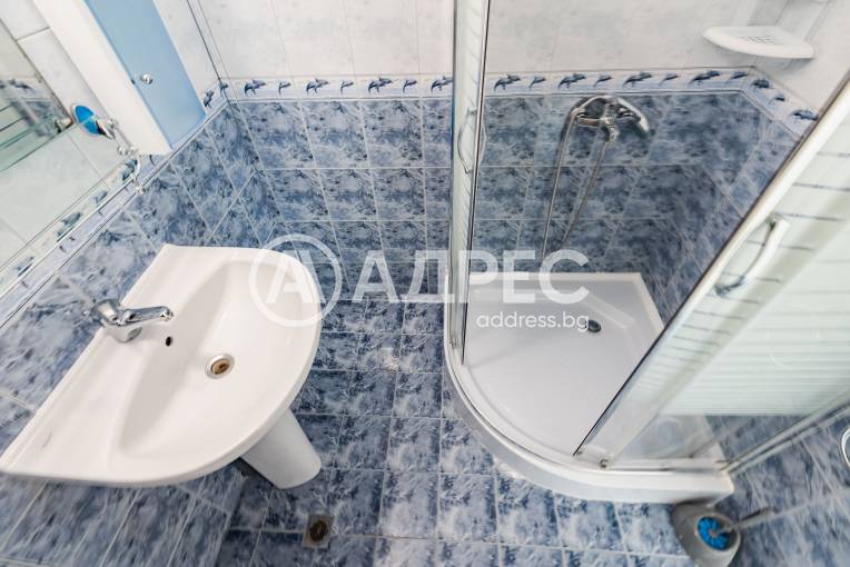 Двустаен апартамент, Варна, Икономически университет, 678718, Снимка 16