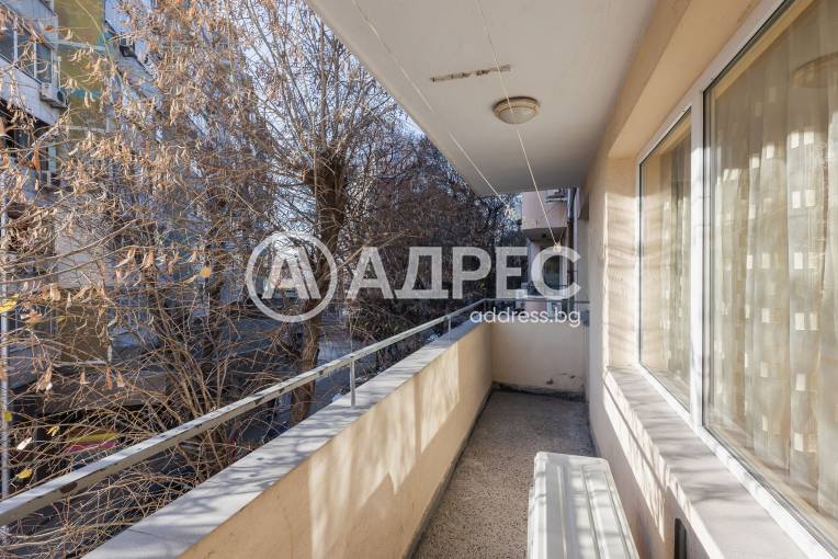 Двустаен апартамент, Варна, Икономически университет, 678718, Снимка 19