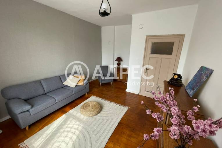 Тристаен апартамент, София, Банишора, 691719, Снимка 1