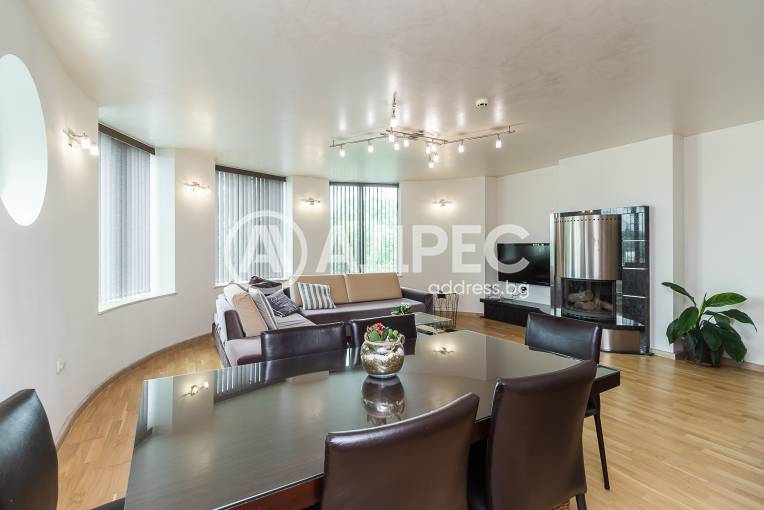 Тристаен апартамент, Варна, Бриз, 496720, Снимка 1