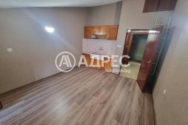 Едностаен апартамент, Ямбол, Васил Левски, 660720, Снимка 2