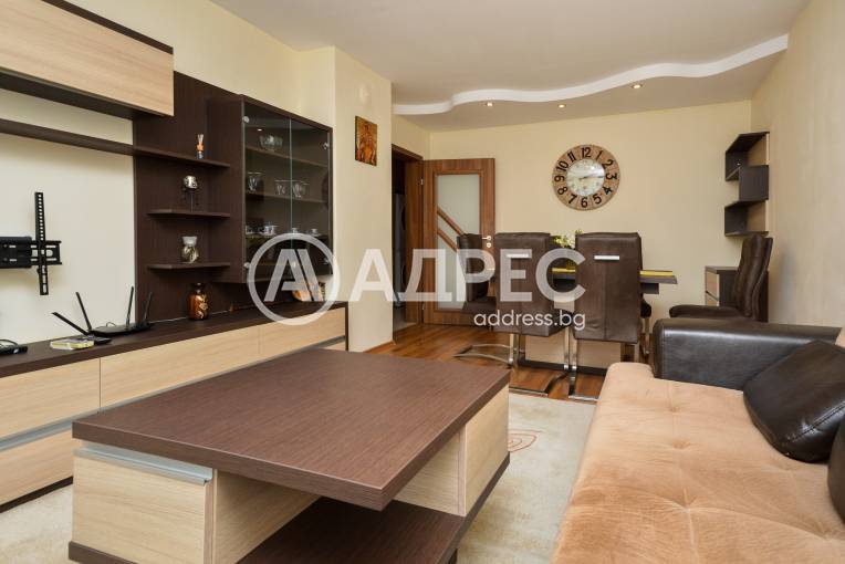 Тристаен апартамент, Бургас, Изгрев, 677720, Снимка 1