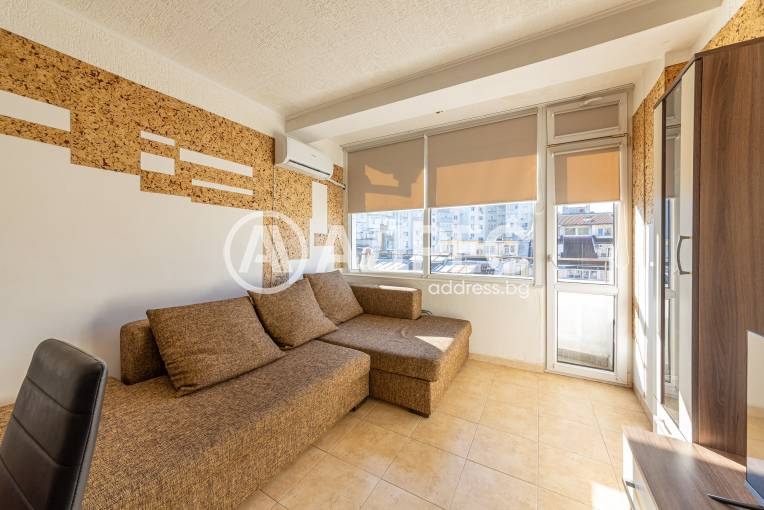 Двустаен апартамент, Варна, Генералите, 678720, Снимка 1