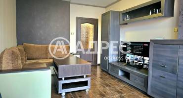 Двустаен апартамент, Варна, Цветен квартал, 679720, Снимка 1