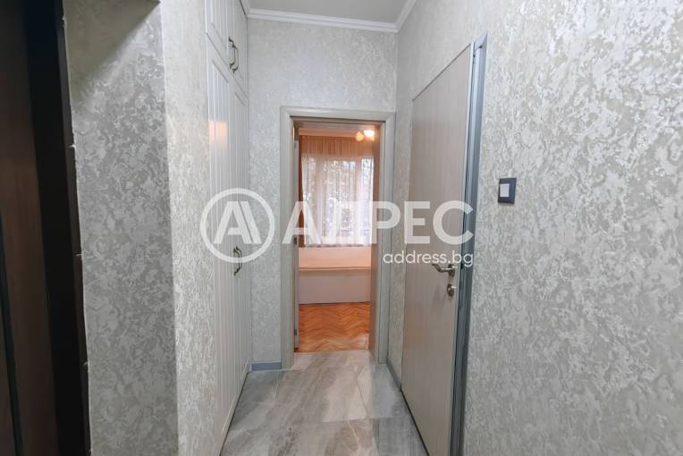 Тристаен апартамент, Варна, Център, 675721, Снимка 13