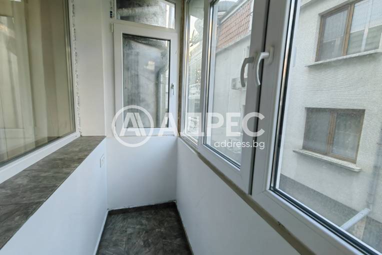 Тристаен апартамент, Варна, Център, 675721, Снимка 14