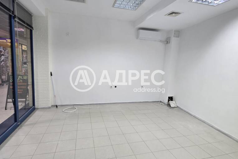 Магазин, Плевен, Идеален център, 679721, Снимка 2