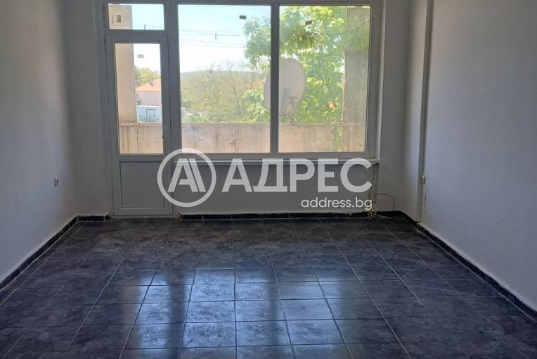 Многостаен апартамент, Ветрино, 682721, Снимка 11