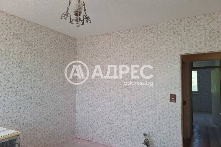 Многостаен апартамент, Ветрино, 682721, Снимка 19