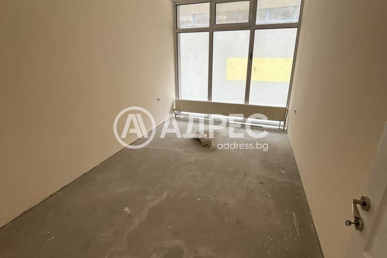 Тристаен апартамент, Велико Търново, Бузлуджа, 686721, Снимка 4