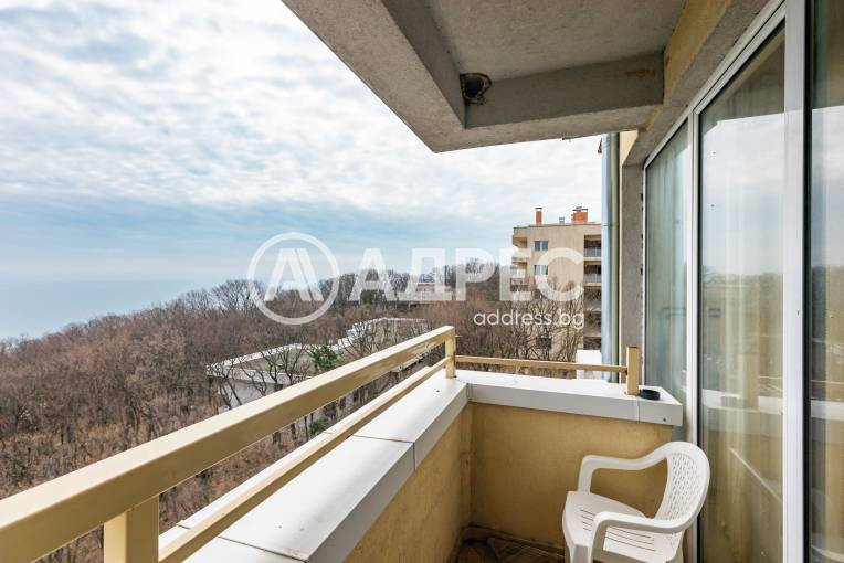 Многостаен апартамент, Варна, к.к. Чайка, 689721, Снимка 13