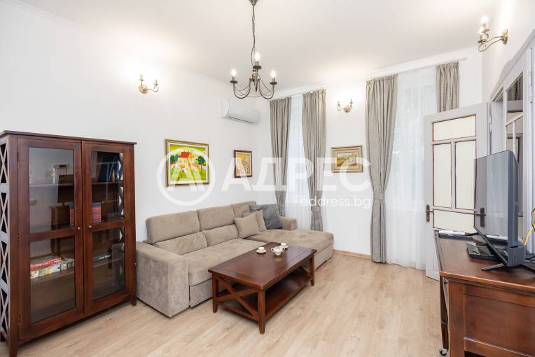 Многостаен апартамент, Варна, Гръцка махала, 664722, Снимка 2