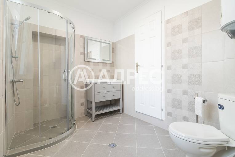 Многостаен апартамент, Варна, Гръцка махала, 664722, Снимка 30