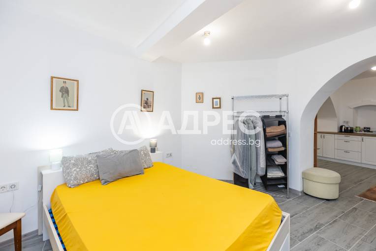 Многостаен апартамент, Варна, Гръцка махала, 664722, Снимка 49