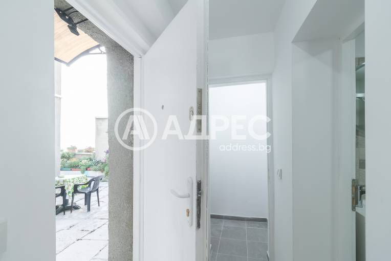 Многостаен апартамент, Варна, Гръцка махала, 664722, Снимка 52