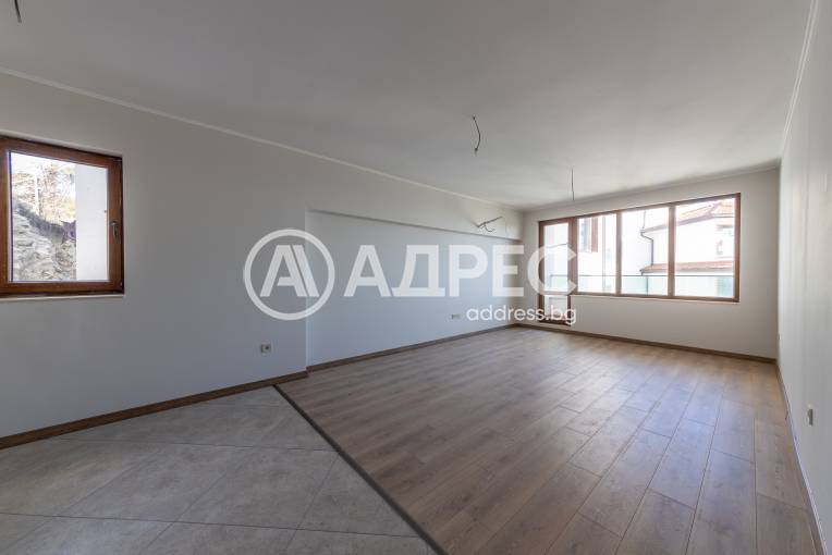 Двустаен апартамент, Варна, Виница, 670722, Снимка 2